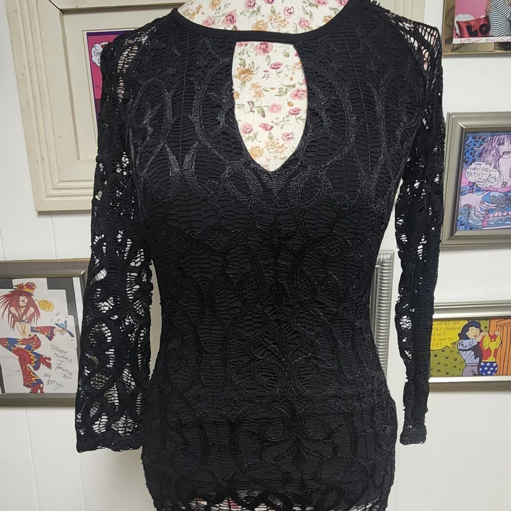 Cache stretch top